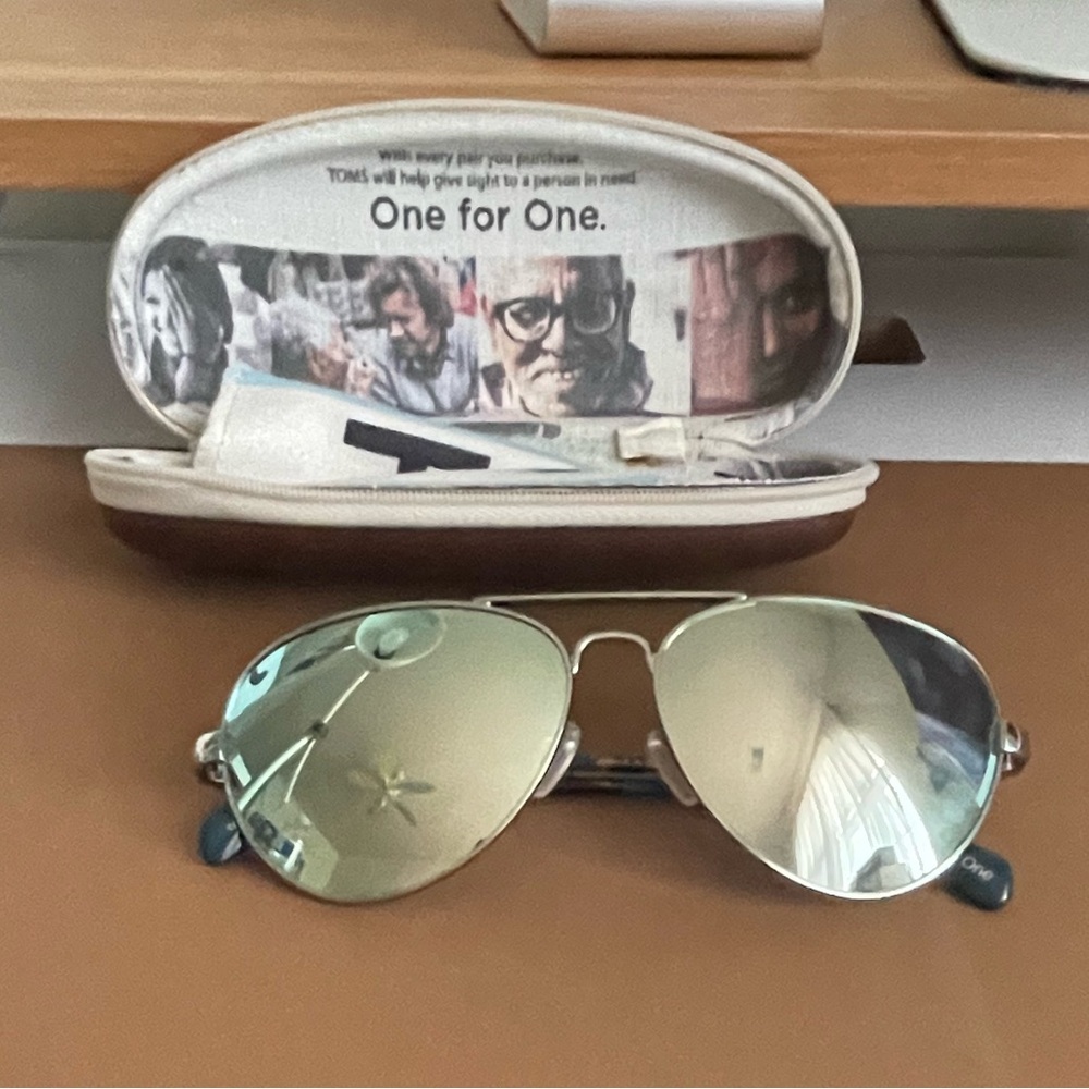 TOMS Aviator Unisex Sunglasses